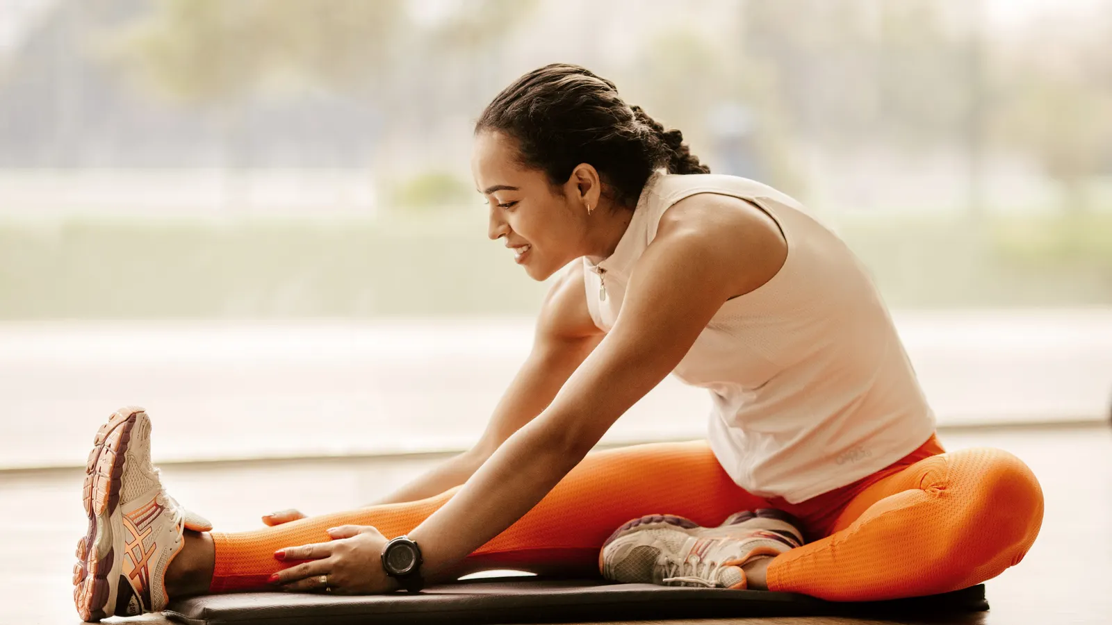 Person training legs with a lunge movement